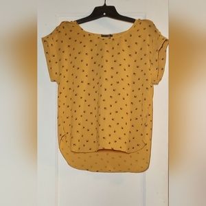Yellow Sleeveless shirt w/ bird print art